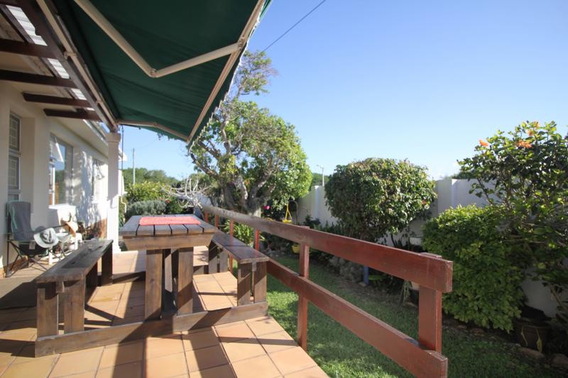 2 Bedroom Property for Sale in Fraaiuitsig Western Cape